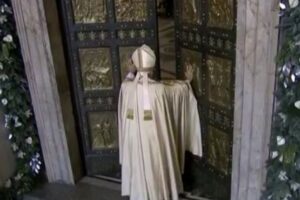 자비의 문을 여시며...